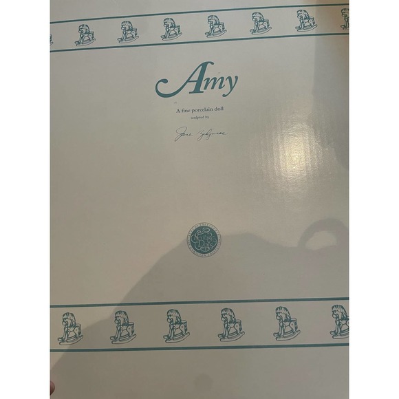 NIB Hamilton Heritage Doll- "Amy" Porcelain Doll 1992 - Picture 3 of 6